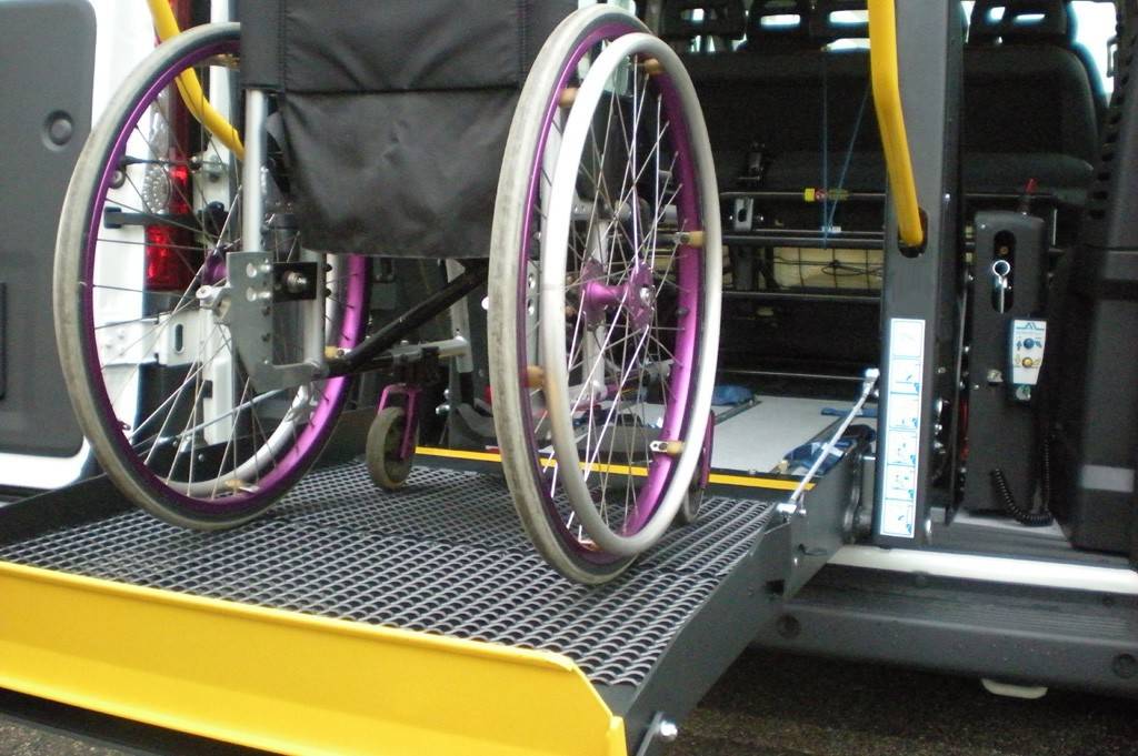 Trasporto persone con disabilità Roma